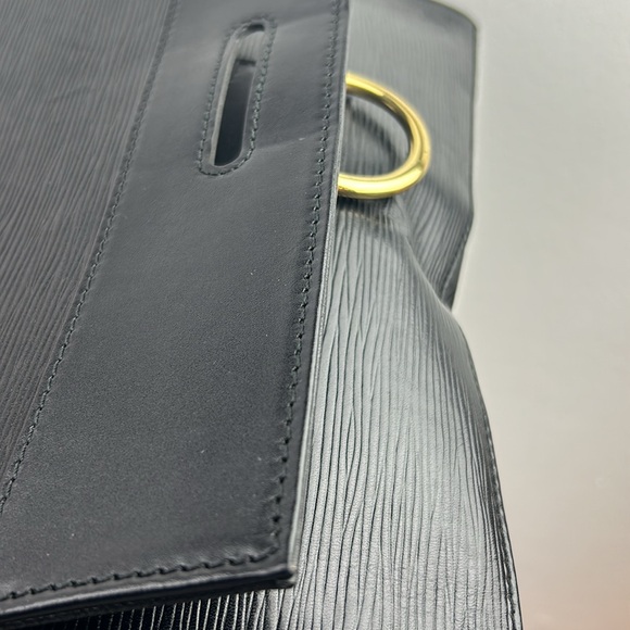 Louis Vuitton, Clutch bag Jena Black Epi - Picture 16 of 17